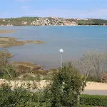 Hrastov *